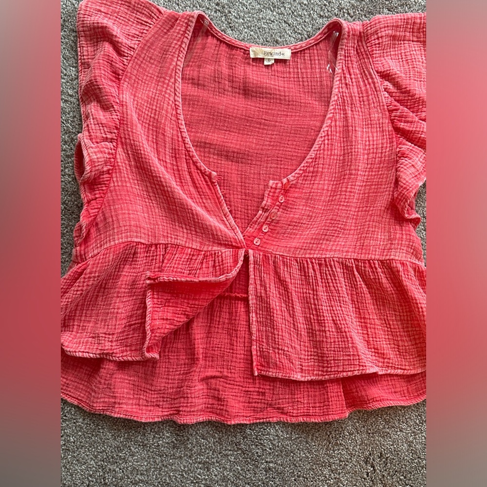 Rewind Coral Textured Ruffle Top - Picture 6 of 10